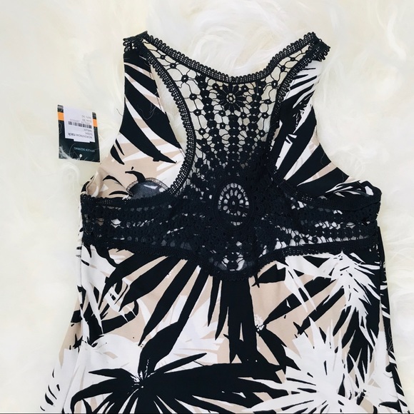 Gabby Skye Crochet Back Printed Maxi Dress - Picture 7 of 7